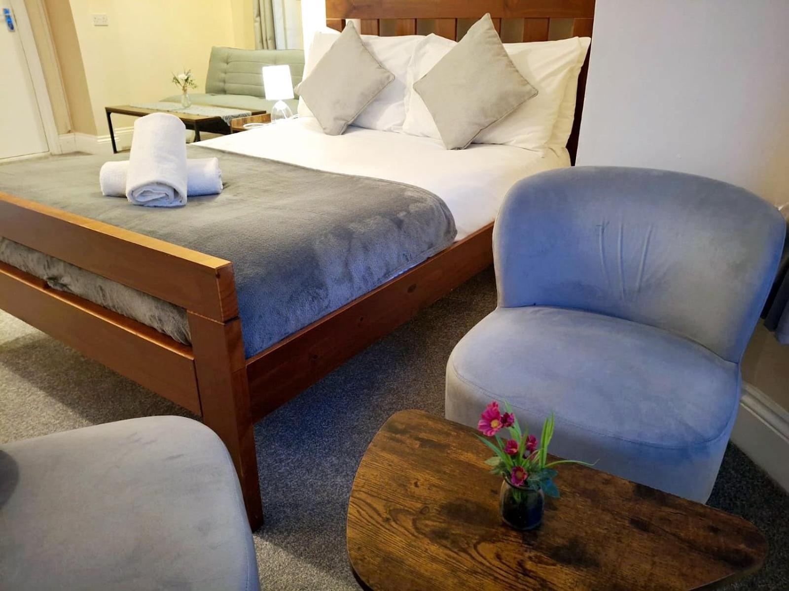Inn By The Sea, Portsmouth - En Suite Rooms With Or Without Sea View, Onsite Ev 22Kw Eksteriør bilde